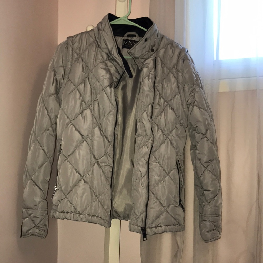 Quilted Grey Coat! - Picture 3 of 8